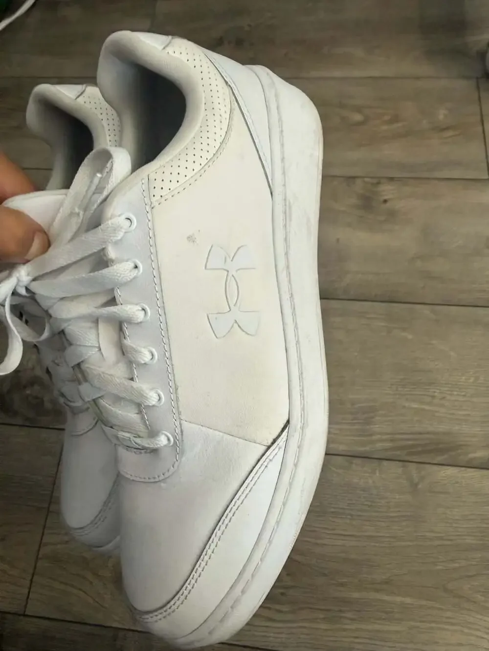 Under Armour offers welcome